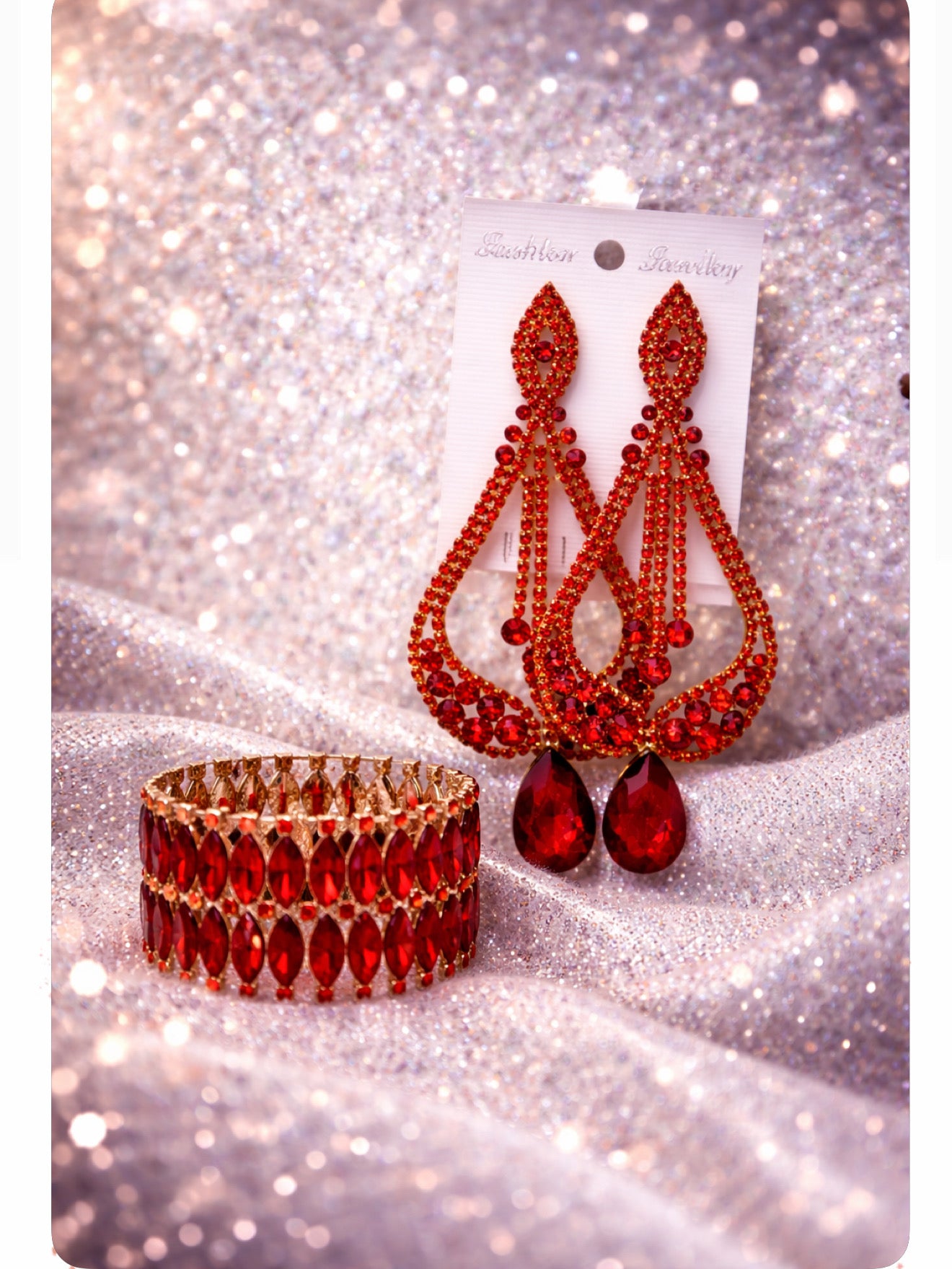 Conjunto de Aretes y Pulsera Rojo