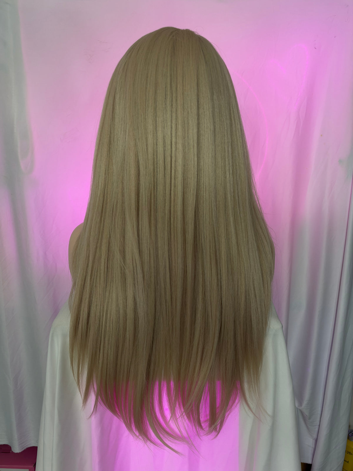 Peluca 178 de Fibra 100% Premium, Perla, Partidura Libre, Lace frontal.