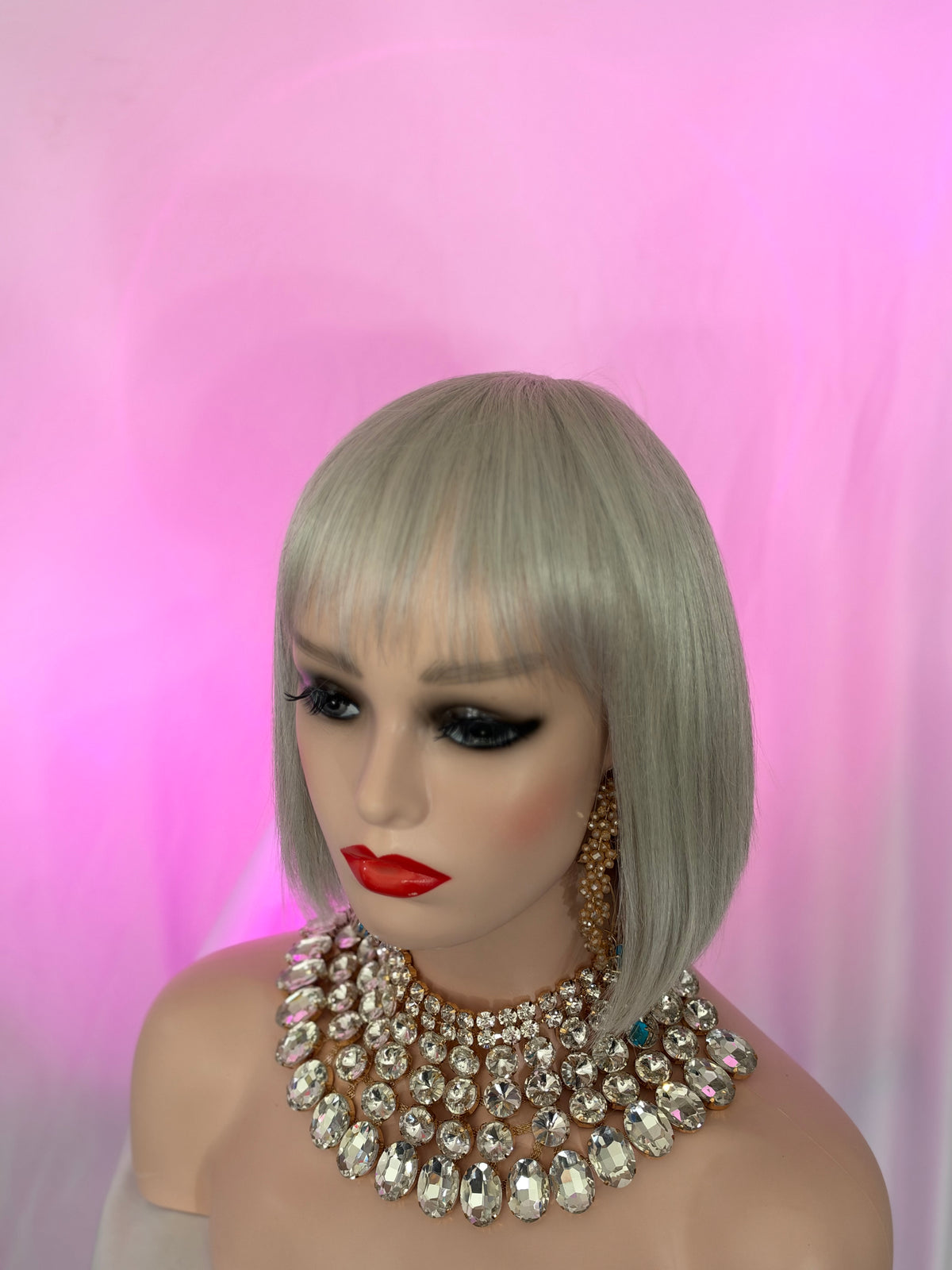 Peluca 224 de Cabello Fibra 100% Premium 18 Pulgadas, Platinado.