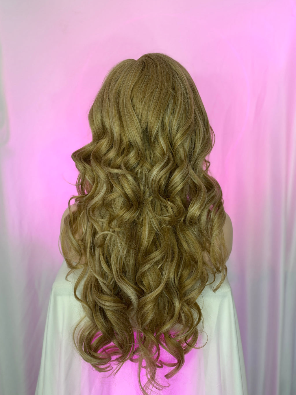 Peluca 226 de Cabello 100% Fibra Premium 32 Pulgadas Rubio Tiramisu, Lace Frontal.