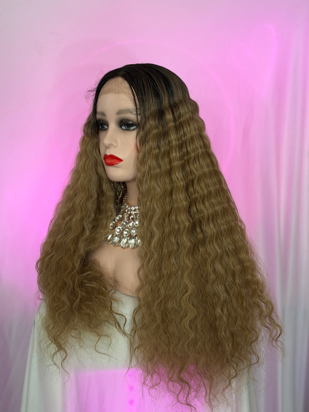 Peluca 236 de Cabello Fibra 100% Premium 30 Pulgadas Ash Brown Melt, Lace Frontal.