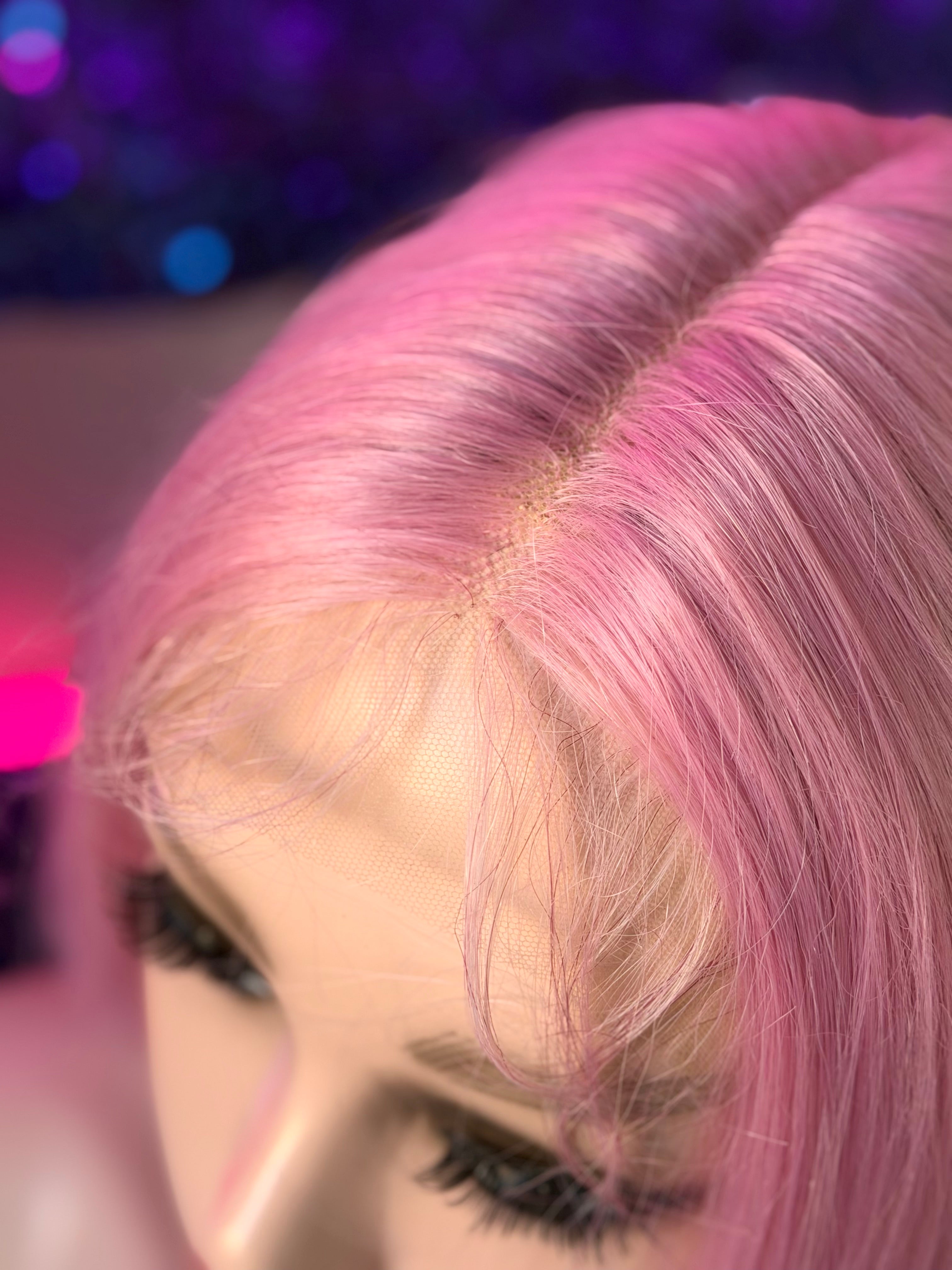 Peluca 100% Sintetica Fibra Premium- Rosa Pastel
